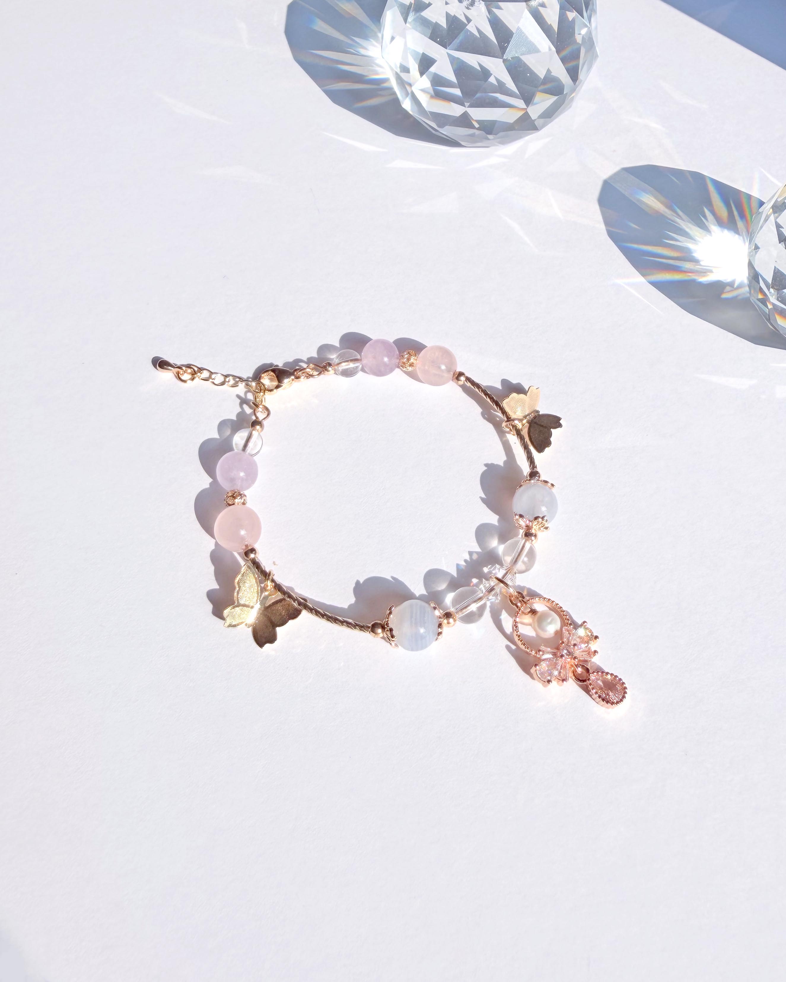 藍紋瑪瑙粉水晶薰衣草紫水晶白水晶 14K包金蝴蝶手環